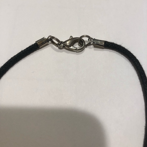 Teardrop Pendant Necklace - Picture 3 of 5